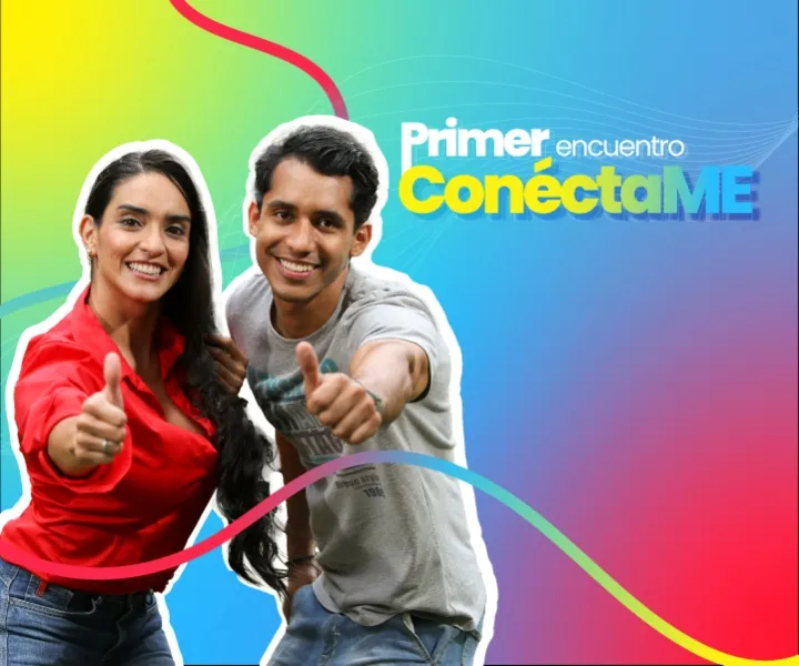 hombre y mujer haciendo gesto de aprobación