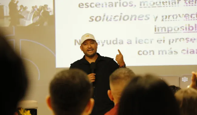 Humberto Rosales, director del Centro Universitario Girardot. 