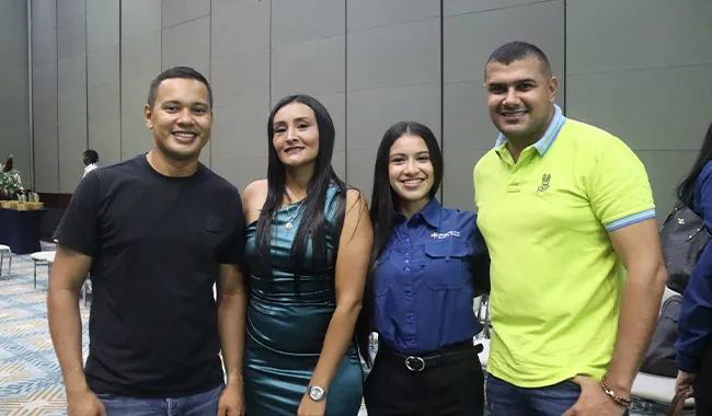 Egresados UNIMINUTO invitados