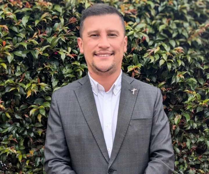 Dr. Víctor Hugo Londoño Aguirre como Rector Sede Cundinamarca – Boyacá