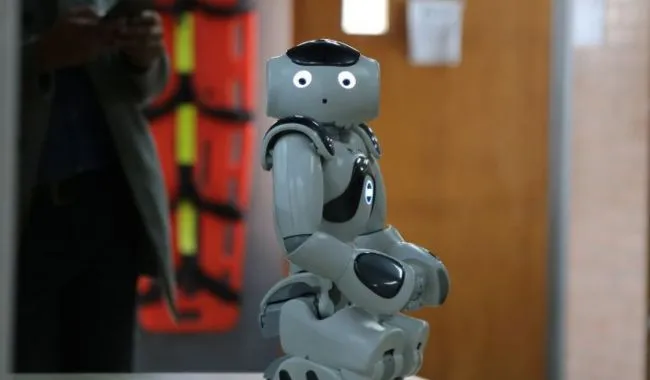 Robot humanoide educativo