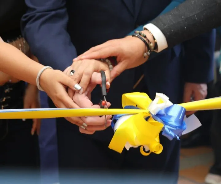 Corte de cinta apertura de centro tecnológico 
