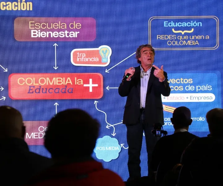candidato presidencial Sergio Fajardo en UNIMINUTO
