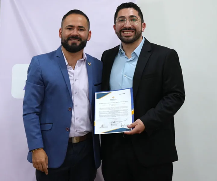 Con este convenio, ambas instituciones buscan ampliar las oportunidades de actualización profesional mediante programas de alta calidad, pertinentes y accesibles, respondiendo a las necesidades actuales de los profesionales y a los desafíos que enfrenta la salud mental en la región.