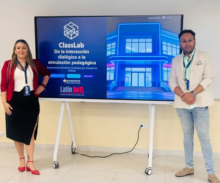 ClassLab cruza fronteras: la innovación educativa de UNIMINUTO llega a República Dominicana
