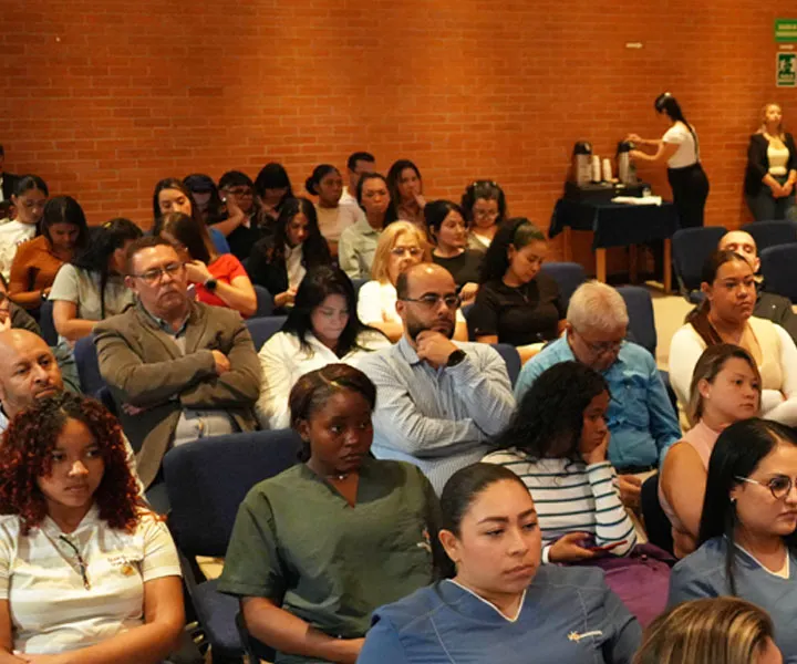 El evento tuvo como objetivo central reflexionar sobre el cuidado de la Casa Común y redefinir las dinámicas entre las personas, las comunidades y los ecosistemas regionales. La iniciativa responde a los lineamientos del Plan de Desarrollo Institucional Transformación 2023-2030 y al Plan Estratégico de la Rectoría Antioquia-Chocó, integrando el Pensamiento Social de la Iglesia con la educación superior y la transformación social sostenible.