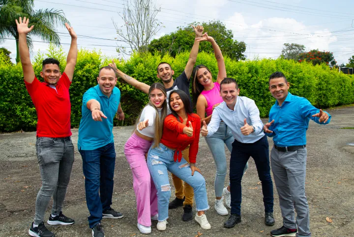 Grupo de personas felices