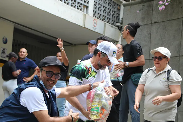 ayudas a damnificados en UNIMINUTO Centro Occidente