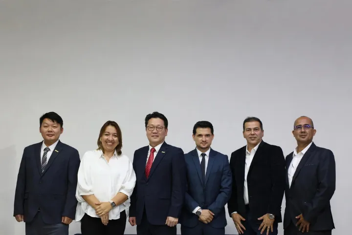 Encuentro Smart Buildings & Smart Safety: el puente tecnológico entre Colombia y China liderado por UNIMINUTO, KOYO y VIA Elevadores