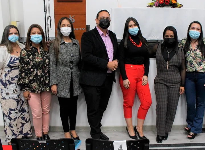 Proyecto Educativo Institucional presentado a docentes y directivos en Pereira