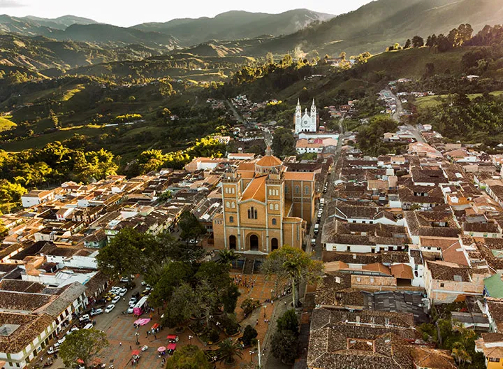 La perspectiva educativa y empresarial para la Recuperación Postpandemia de la región de Antioquia 