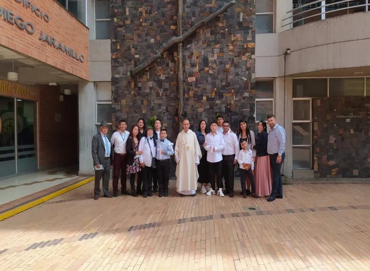 Pastoral acompaña la vida sacramental de las familias de nuestros colaboradores