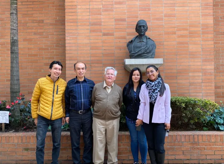 El Padre Diego Jaramillo, cjm., presidente de la Obra Minuto de Dios, se reunió con el equipo de la Pastoral Universitaria de UNIMINUTO Bogotá – Presencial, para establecer diálogos de construcción sobre los proyectos y acciones pastorales dentro de la Institución.