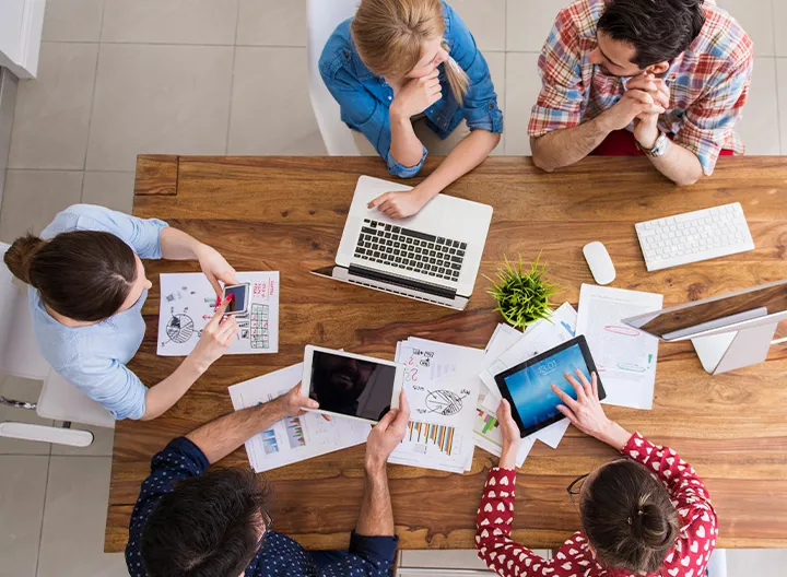 El programa de Contaduría Pública junto con la DIAN desarrolló la charla “Verdades para emprender en el Régimen Simple de Tributación”, como parte de la formación integral de sus futuros profesionales.