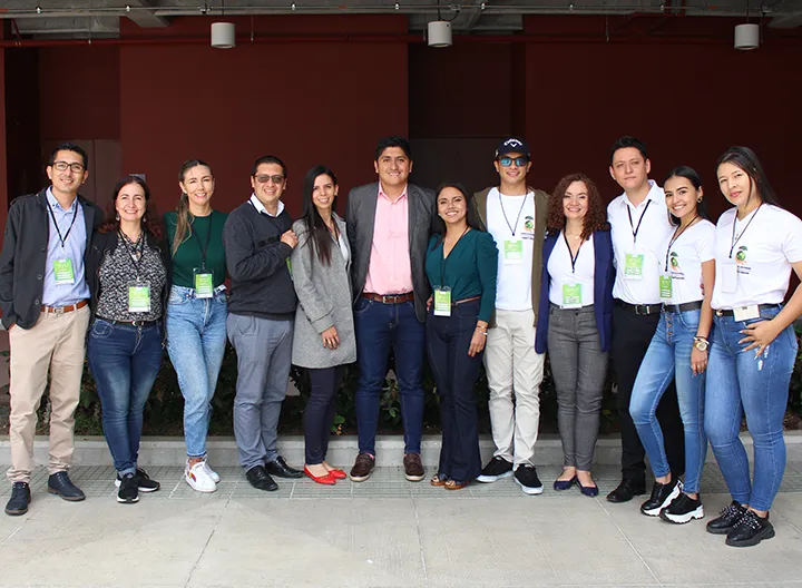 Grupo de académicos presentes en actividad de investigación de RREDSI en Caldas