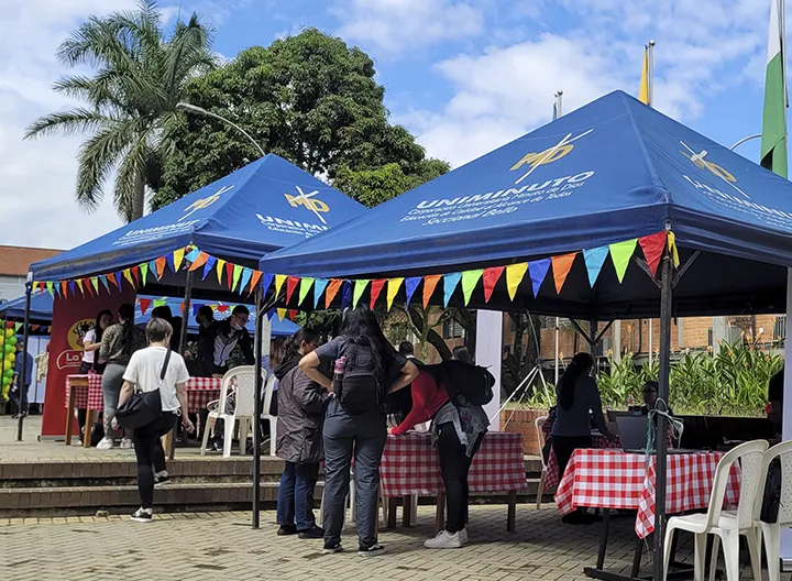 Encontrar empleo y crédito educativo en una sola feria 