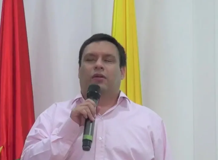 Profesor-de-Comunicación-participó-en-la-V-Cumbre-Internacional-de-Periodismo