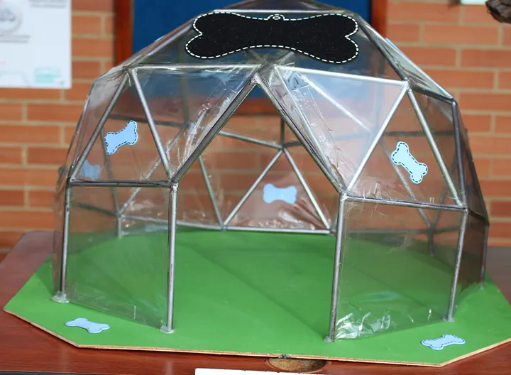 Vivienda elaborada por estudiante de primer semestre de Ingeniería Civil del CRZ