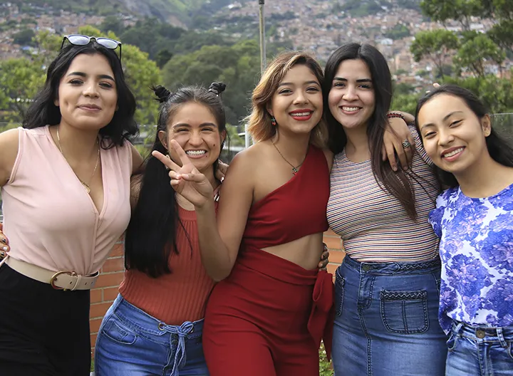 Mediante el programa DELFÍN, 10 estudiantes extranjeros compartirán experiencias investigativas 