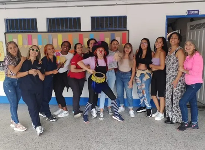 13 estudiantes de UNIMINUTO Centro Regional Aburrá Sur en las actividades lúdicas de la juntanza