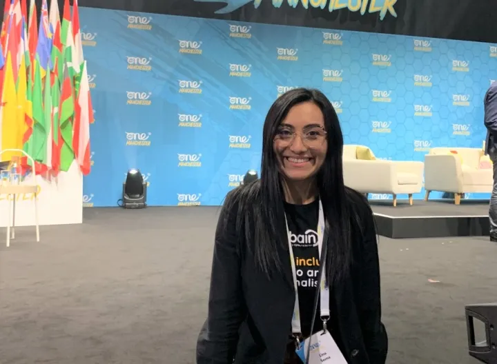 Egresada de UNIMINUTO participó en cumbre mundial realizada en Manchester, Inglaterra.