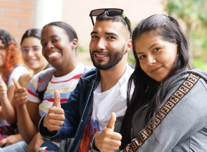 Estudiantes-universitarios.jpg