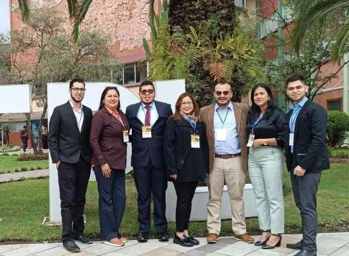 Profesores-Congreso-Ecuador
