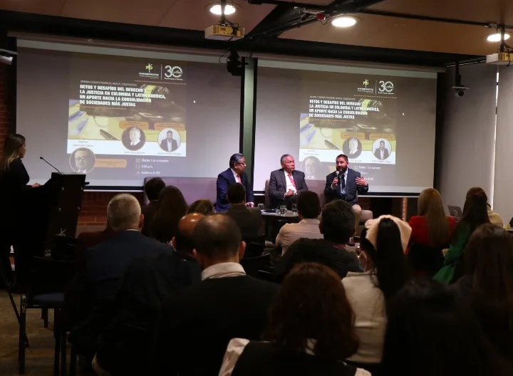 Retos y Desafíos del Derecho y la Justicia en Colombia y Latinoamérica