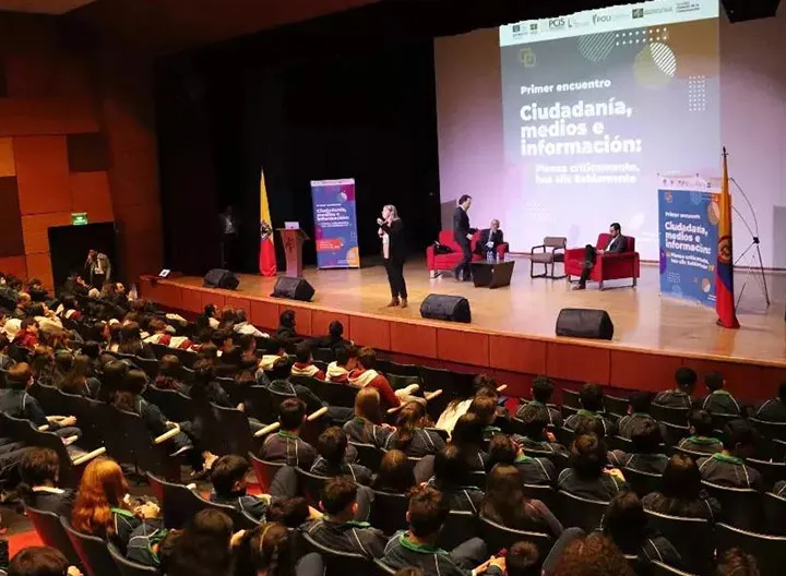 Primer Encuentro Ciudadanía, medios e información ¡Piensa críticamente, haz clic sabiamente! realizado por UNESCO, el PCIS, UNIMINUTO y el politénico Gran Colombiano