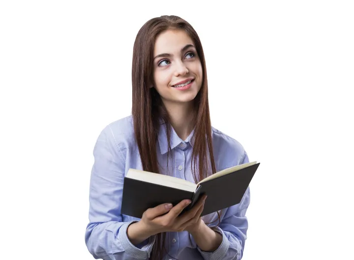 Estudiante con un libro