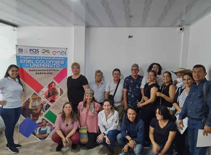 Taller de lanzamiento proyecto emprendimiento Enel Colombia - UNIMINUTO, ejecutado por la unidad especializada InnovaRegión del PCIS en el municipio de Girardot.jpg