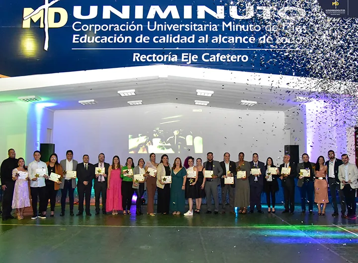 noche-excelencia-eje-cafetero.jpg