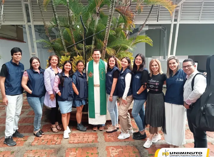 Estudiantes participantes de #InmersiónSocial "Con los pies en la tierra" 2023