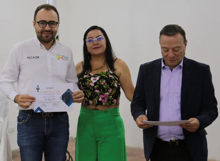 Alcalde Fusa - Dir Proyectos - Rector sede.