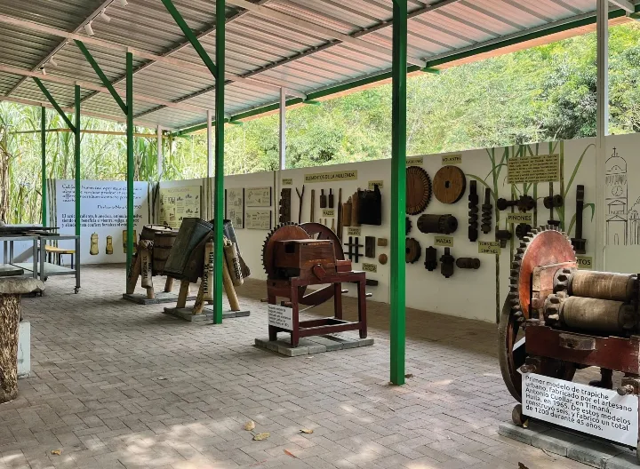 Foto de trapiches en el Agroparque
