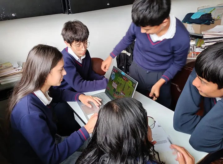 Kuntur: una experiencia TIC inmersiva para niños, niñas y jóvenes en Cundinamarca 