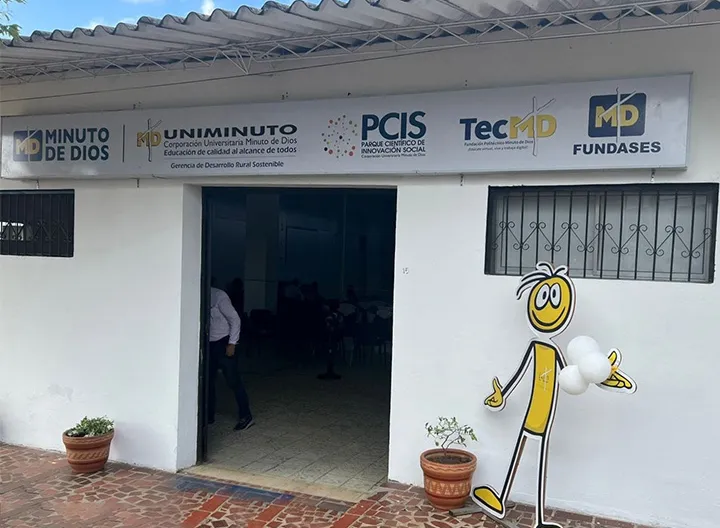 Centro Universitario Tibú 4.0 ubicado en la Calle 8# 12-23 Barrio Diocesano