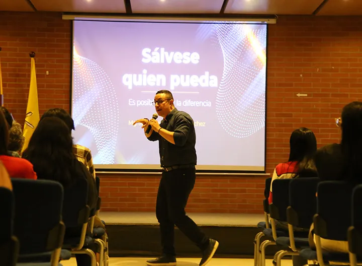 Lección inaugural, sálvese quien pueda, un espacio para hablar sobre las inteligencias artificiales.