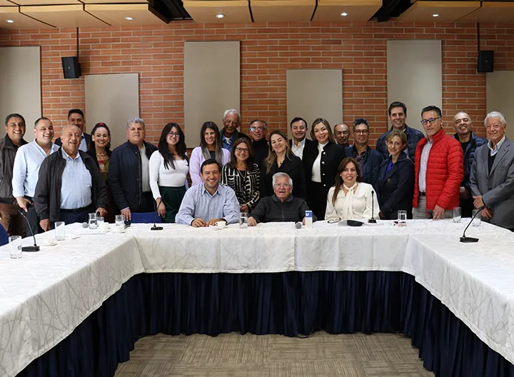Grupo Amén en el primer encuentro del 2024 