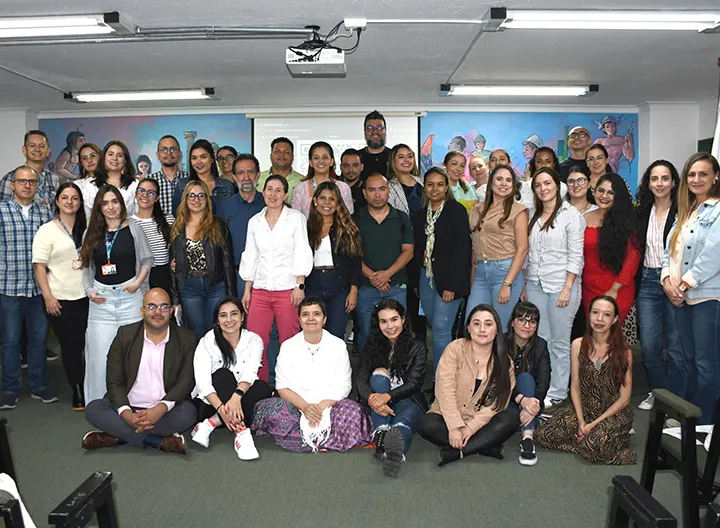 Participantes de la Mesa de Permanencia de Antioquia, en la Universidad Católica Luis Amigó