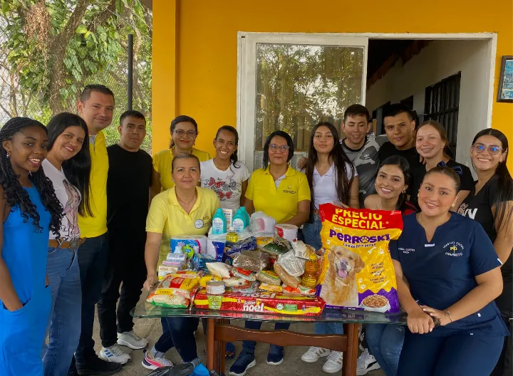 Estudiantes Voluntarios 