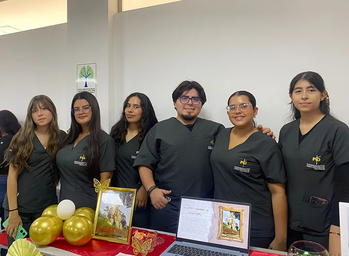 Estudiantes de Psicología y Trabajo Social