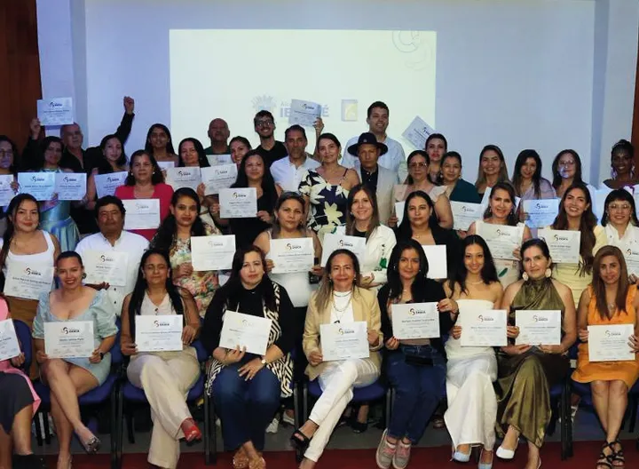 Beneficiarias del programa ZASCA Manufactura Ibagué 13