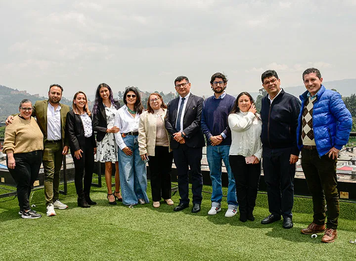 UNIMINUTO Virtual impulsa nuevas oportunidades globales con alianza académica en Perú