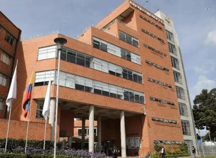 imagen de la fachada edificio uniminuto calle 80