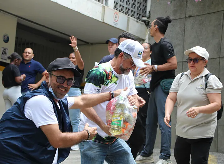 ayudas a damnificados en UNIMINUTO Centro Occidente