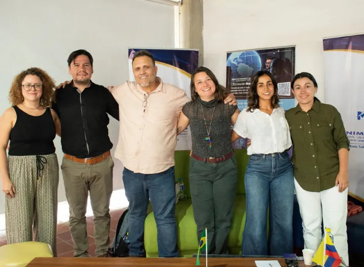 Investigadores de Brasil y Colombia participantes en el Conversatorio sobre investigaciones en educación ambiental de base comunitaria, promovido por UNIMINUTO Tolima-Huila en Ibagué