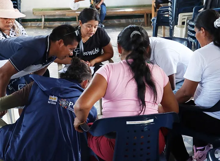 Población de la guajira participa en un taller de cocreación