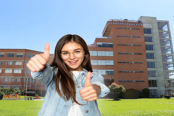 Estudiante feliz con fondo de campus uniminuto calle 80 