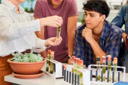 Licenciatura en Ciencias Naturales y Educación Ambiental